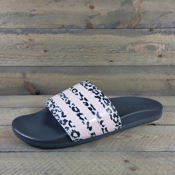 adidas Women's Adilette Comfort Slides Grey Pink Leopard - Picture 3 of 9